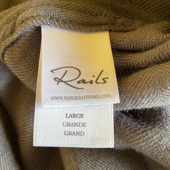 Rails Hunter Charcoal Tie Dye button down shirt NWOT - Picture 10 of 12